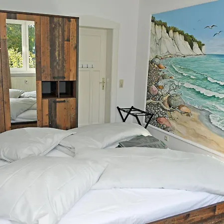 Hotel Baaber Mit Fruehstueck Baabe