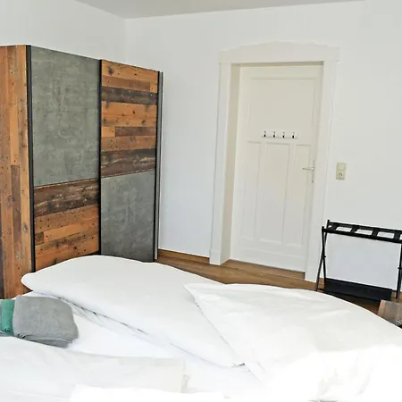 Baaber Mit Fruehstueck 호텔