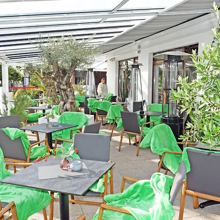 Baaber Mit Fruehstueck 바베