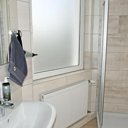 Baaber Mit Fruehstueck 호텔 바베