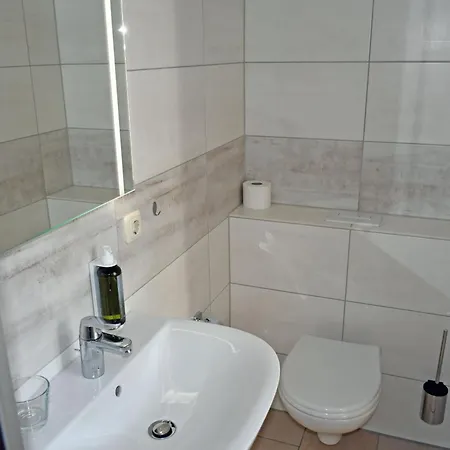 호텔 Baaber Mit Fruehstueck *